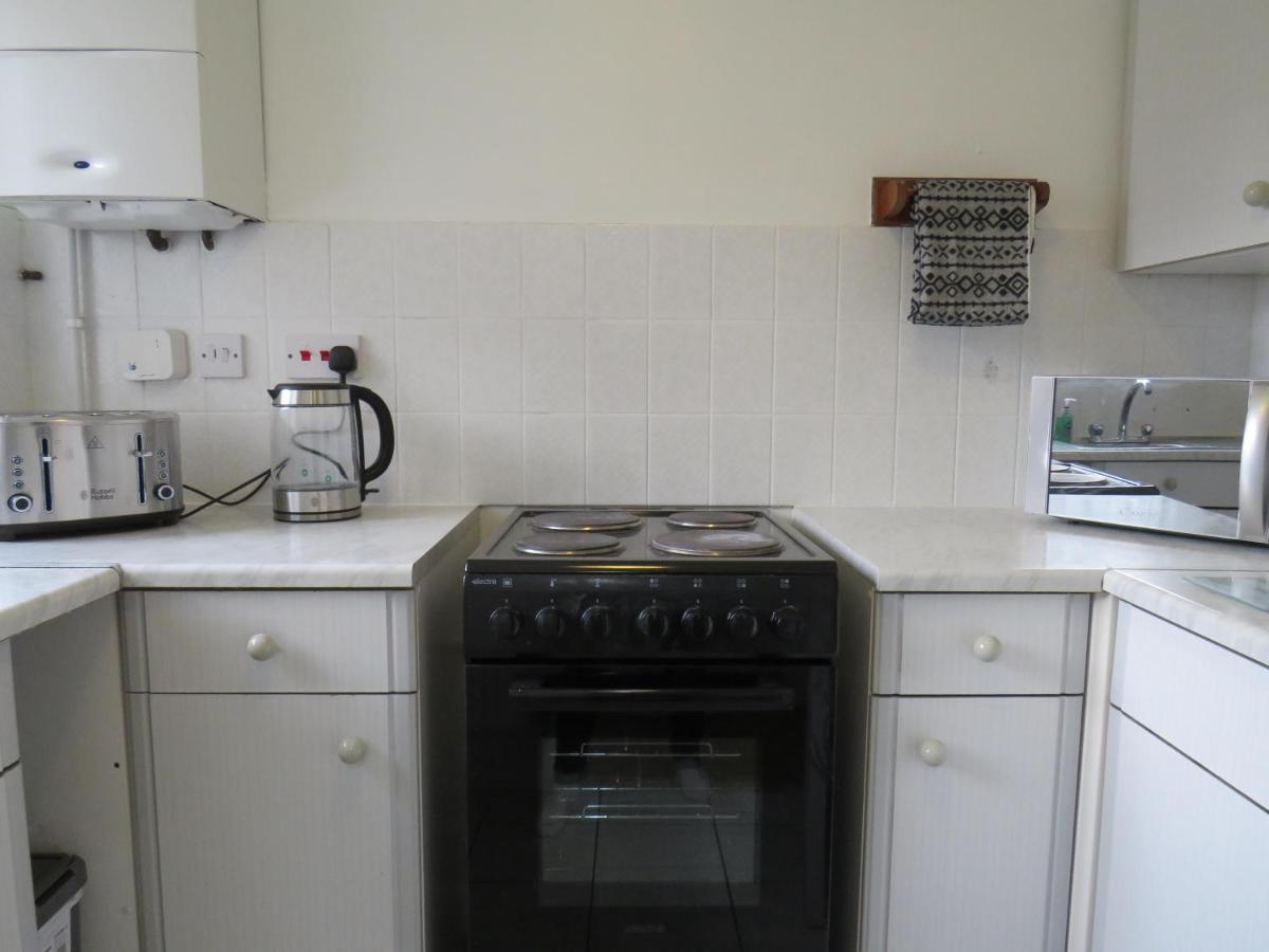 Remarkable And Perfect 3 Bed House In * Nottingham